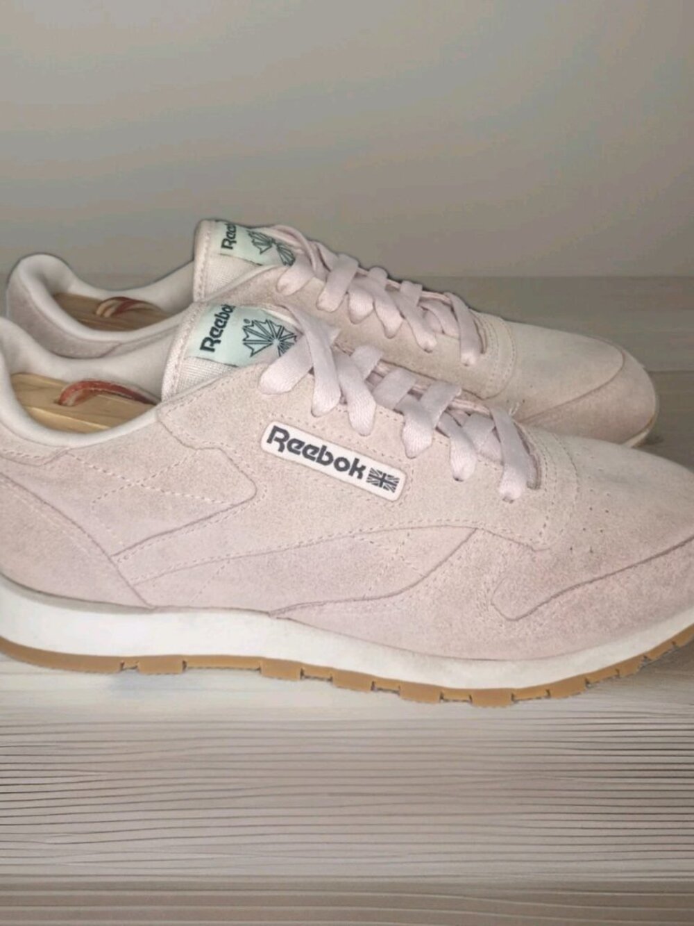 Reebok Classic Suede Low Top Sneakers Women Size 4 US/3.5 UK Pink with Gum Soles